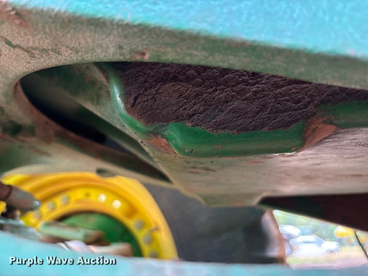 image for item DO1187 2010 John Deere 7930 MFWD tractor