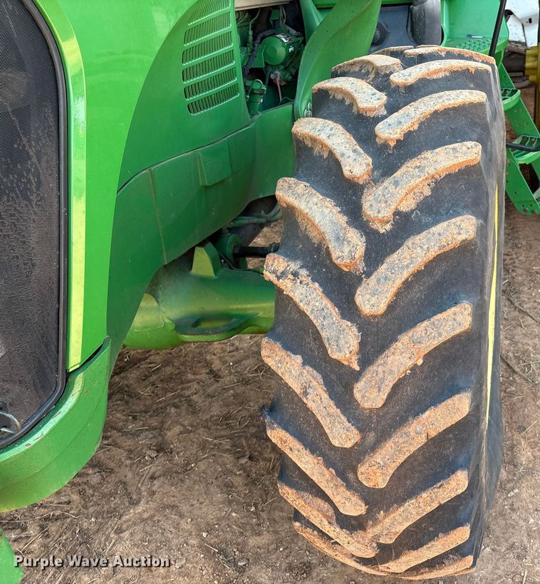 image for item DO1187 2010 John Deere 7930 MFWD tractor