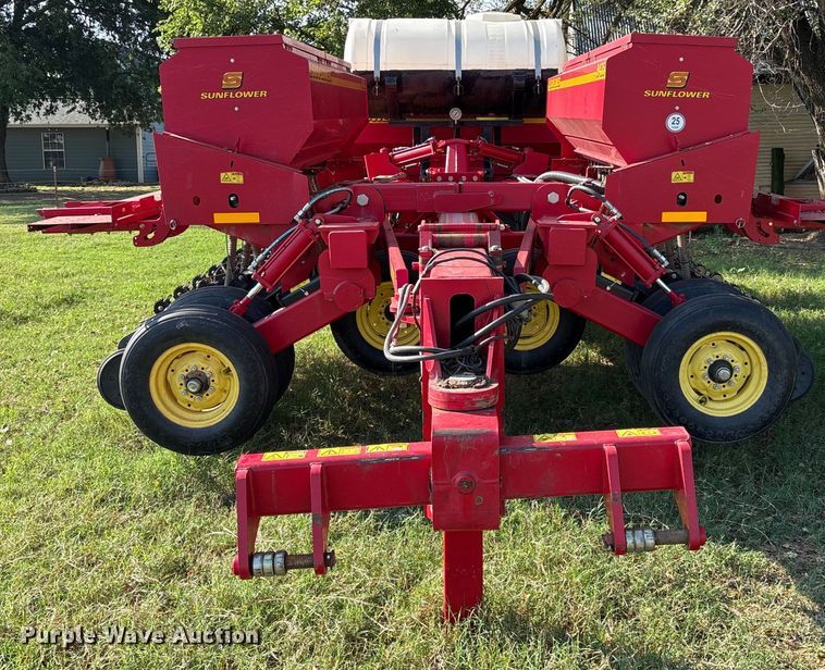 image for item DO1208 Sunflower 9435 planter