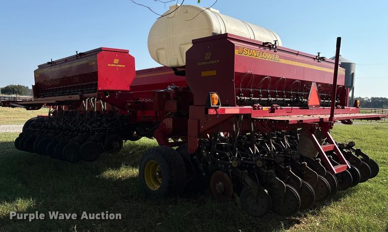 image for item DO1208 Sunflower 9435 planter