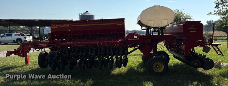 image for item DO1208 Sunflower 9435 planter