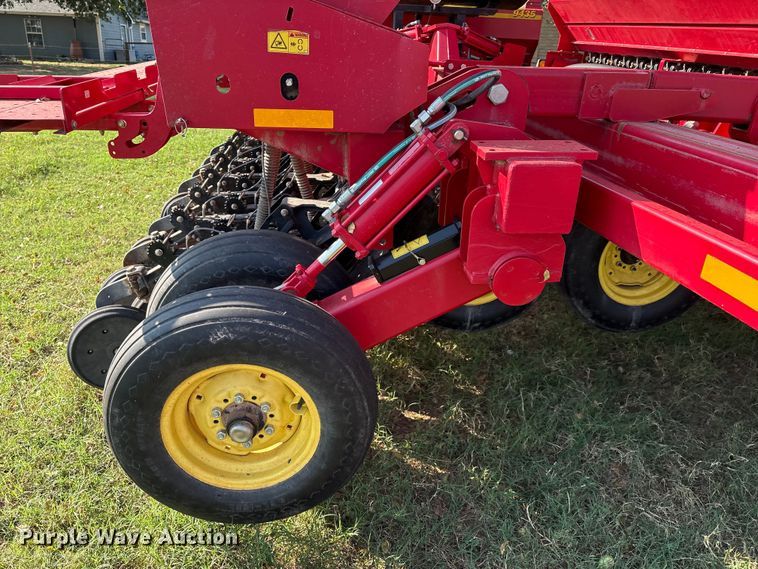 image for item DO1208 Sunflower 9435 planter