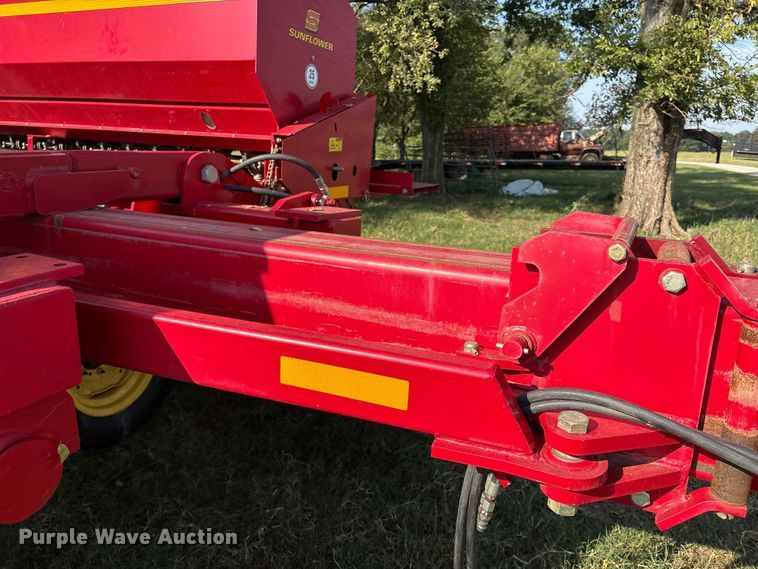 image for item DO1208 Sunflower 9435 planter