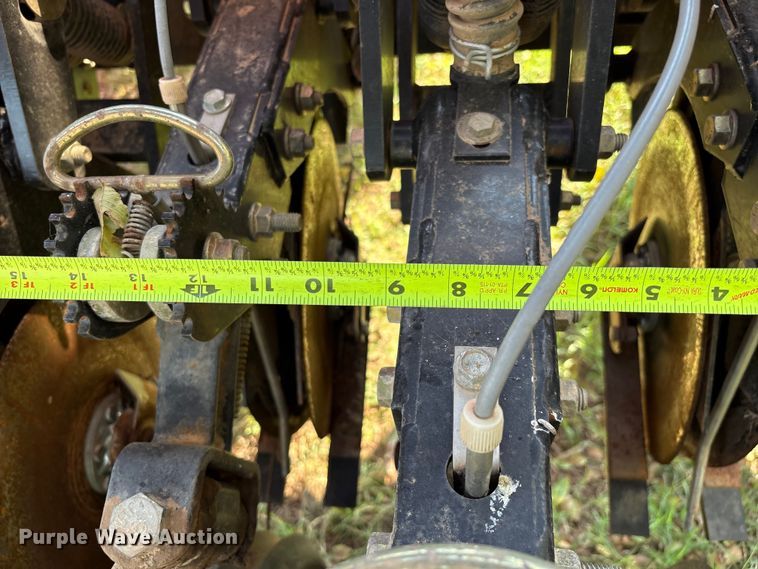 image for item DO1208 Sunflower 9435 planter