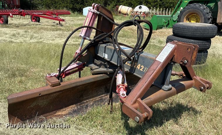 image for item DO1213 Bison NHVH 242 XHD blade