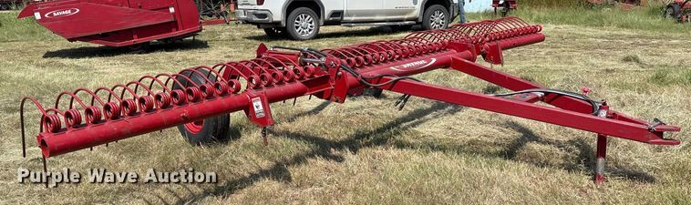 image for item DO1215 Savage 7218 hay rake