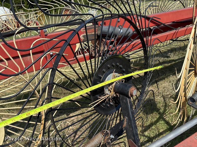 image for item DO1216 H&S 14/16WHL hay rake