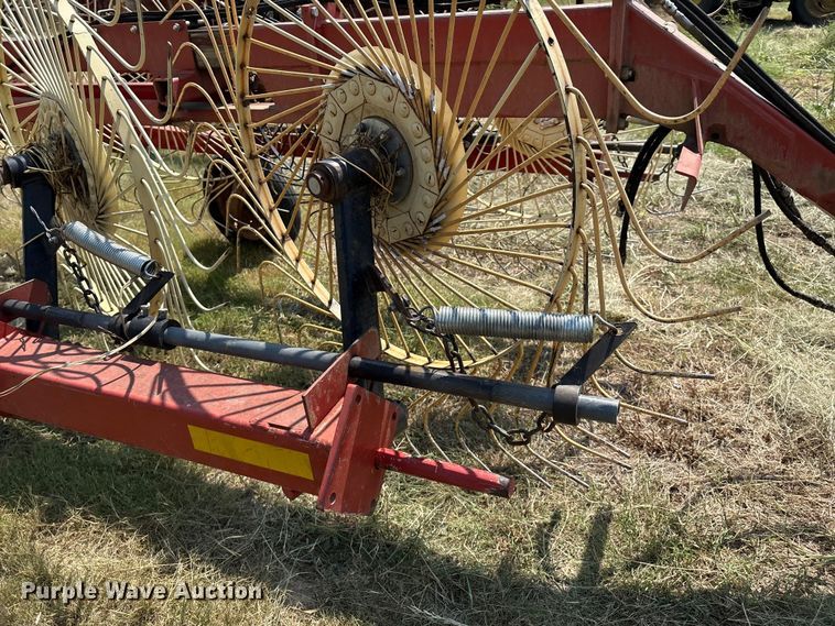 image for item DO1216 H&S 14/16WHL hay rake