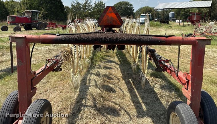 image for item DO1216 H&S 14/16WHL hay rake