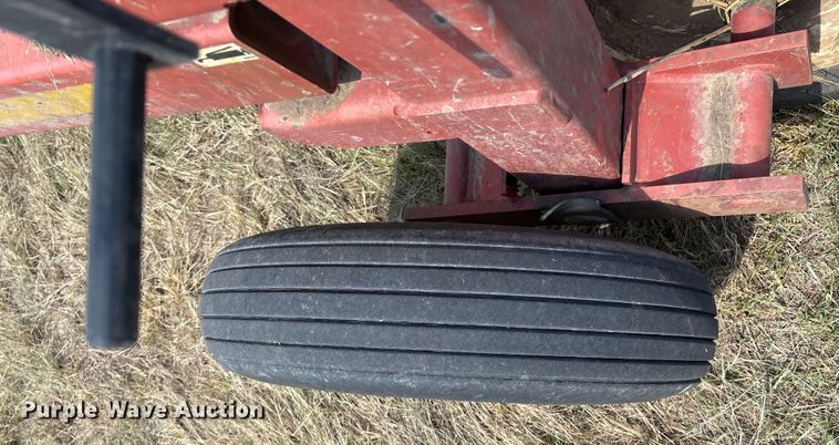 image for item DO1216 H&S 14/16WHL hay rake