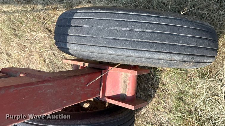 image for item DO1216 H&S 14/16WHL hay rake