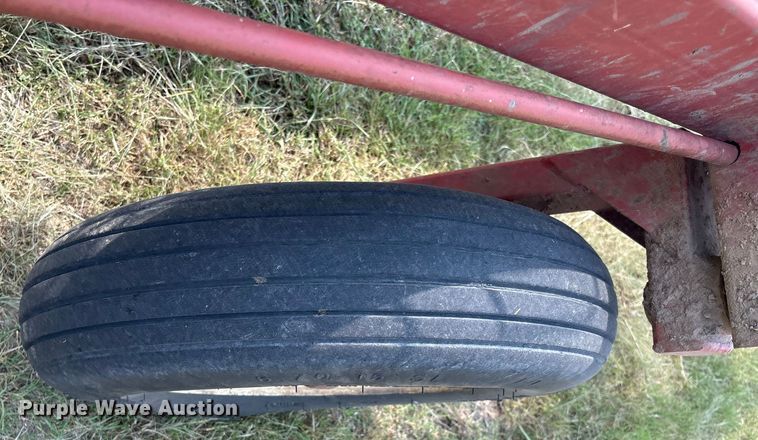 image for item DO1216 H&S 14/16WHL hay rake