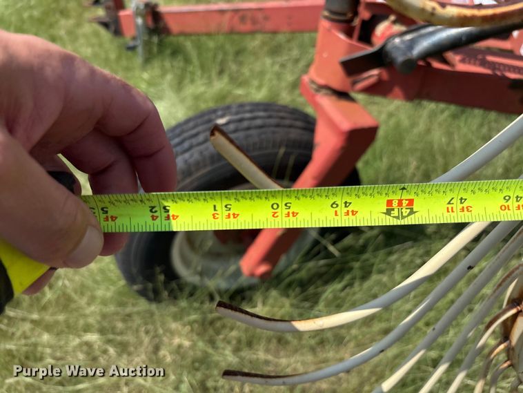 image for item DO1219 Massey Ferguson hay rake