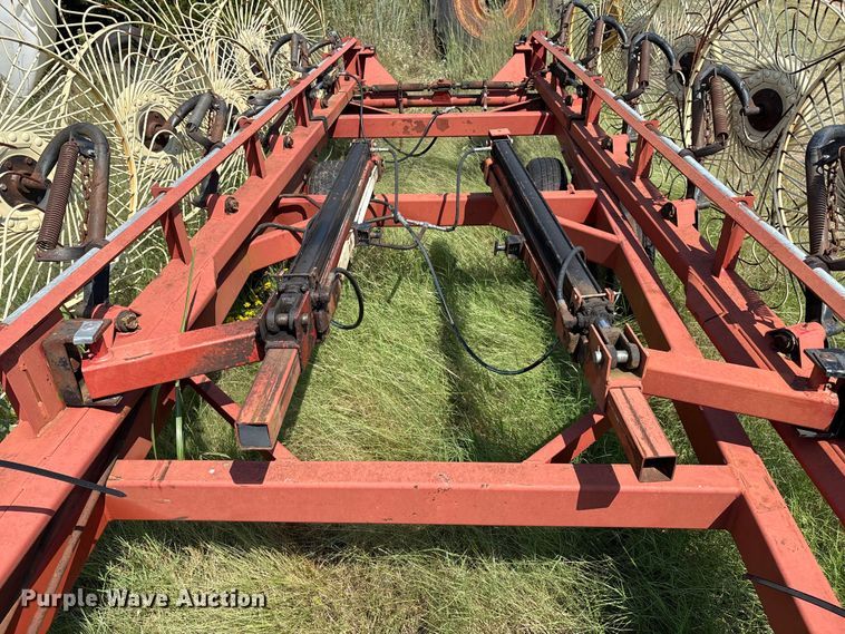 image for item DO1219 Massey Ferguson hay rake