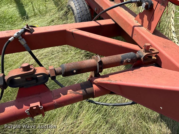 image for item DO1219 Massey Ferguson hay rake