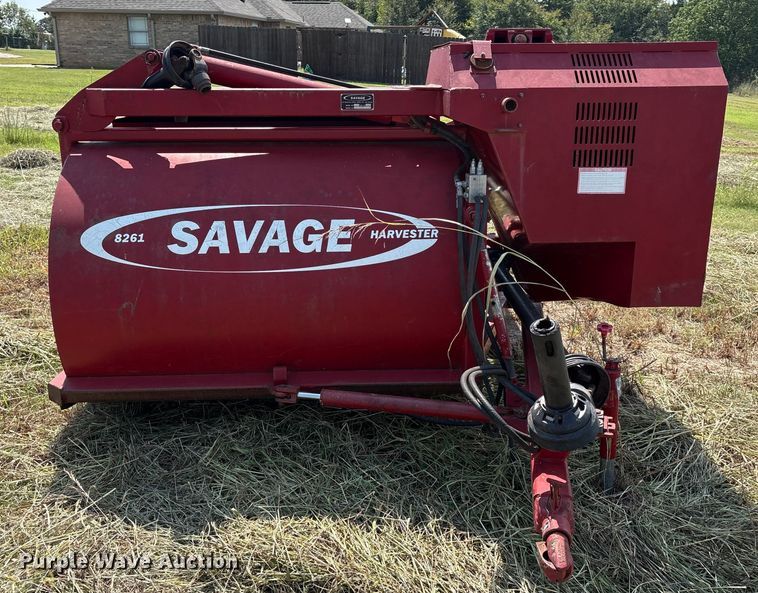 image for item DO1221 Savage 8261 pecan Harvester