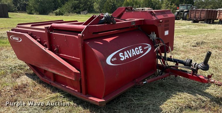 image for item DO1221 Savage 8261 pecan Harvester