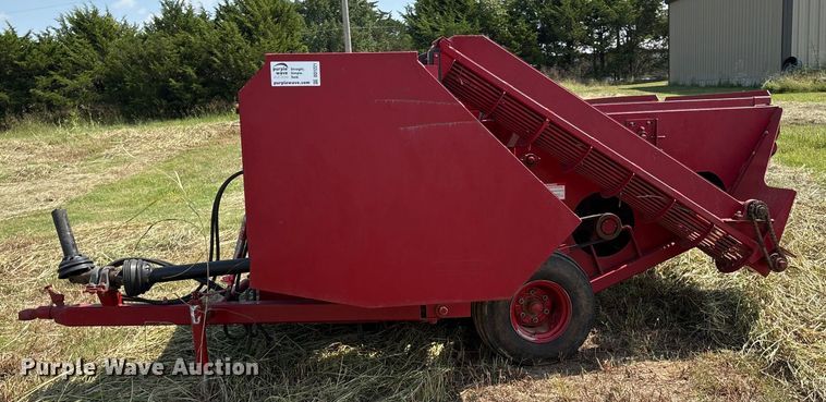 image for item DO1221 Savage 8261 pecan Harvester