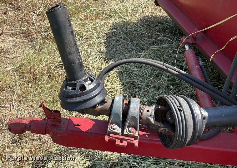 image for item DO1221 Savage 8261 pecan Harvester