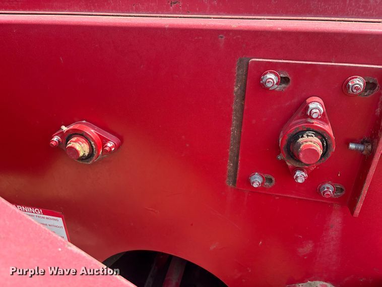 image for item DO1221 Savage 8261 pecan Harvester