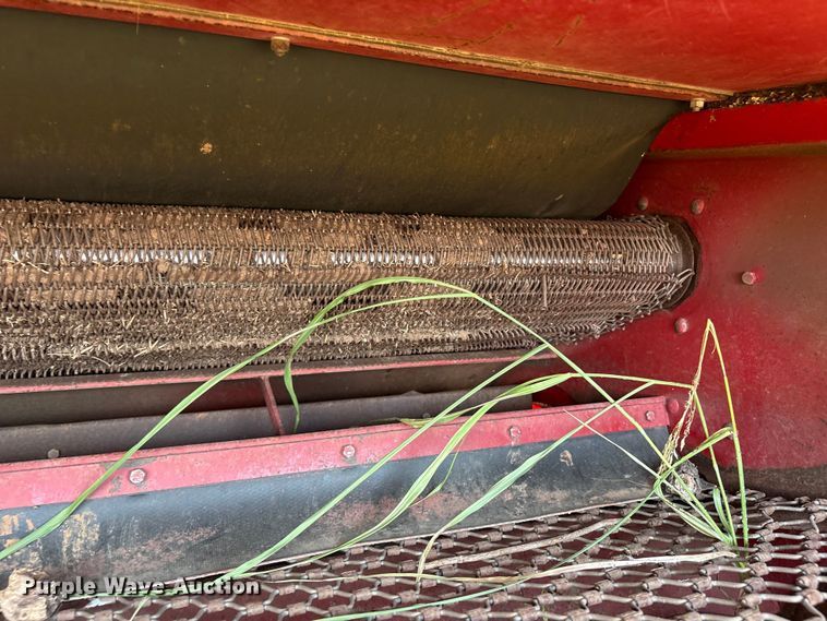image for item DO1221 Savage 8261 pecan Harvester