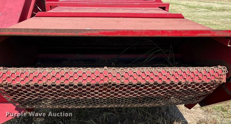 image for item DO1221 Savage 8261 pecan Harvester