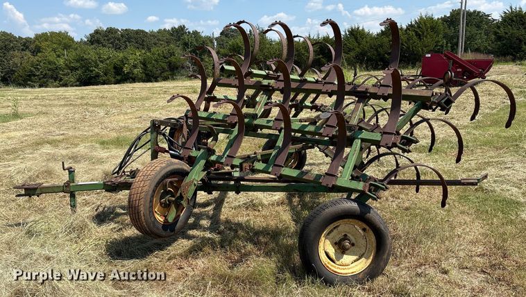 image for item DO1222 Field cultivator