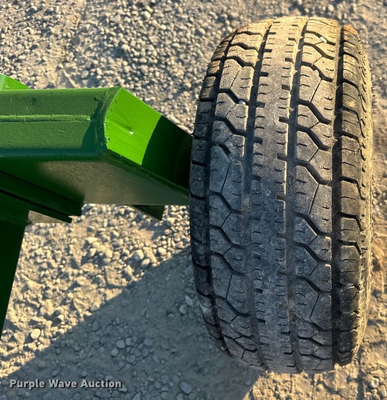 image for item DO2254 Unverferth header trailer