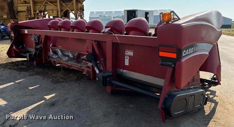 image for item DR2831 2009 Case 3408 30 N93 DE corn head