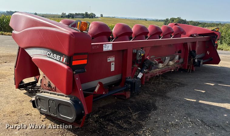 image for item DR2831 2009 Case 3408 30 N93 DE corn head