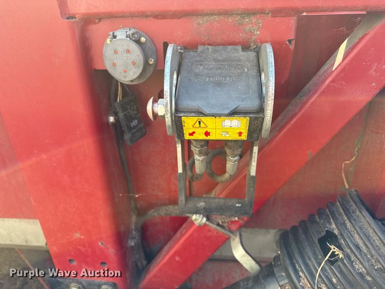 image for item DR2831 2009 Case 3408 30 N93 DE corn head