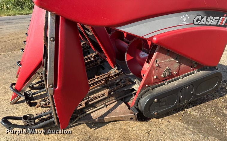 image for item DR2831 2009 Case 3408 30 N93 DE corn head