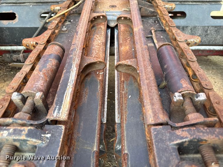 image for item DR2831 2009 Case 3408 30 N93 DE corn head