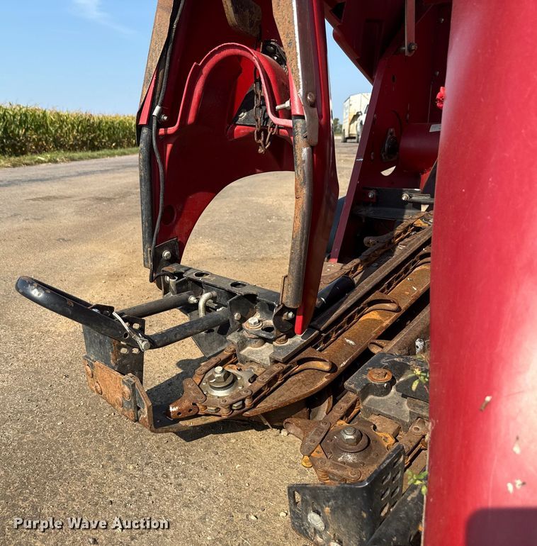 image for item DR2831 2009 Case 3408 30 N93 DE corn head