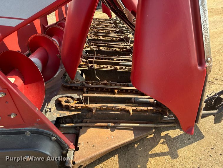 image for item DR2831 2009 Case 3408 30 N93 DE corn head