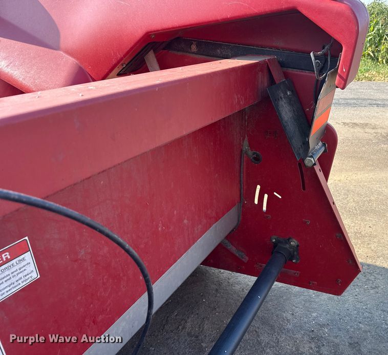 image for item DR2831 2009 Case 3408 30 N93 DE corn head
