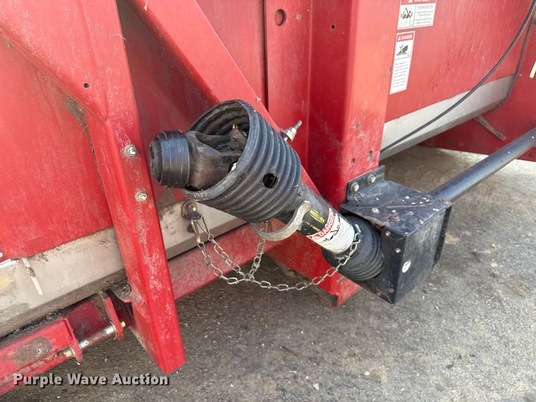 image for item DR2831 2009 Case 3408 30 N93 DE corn head