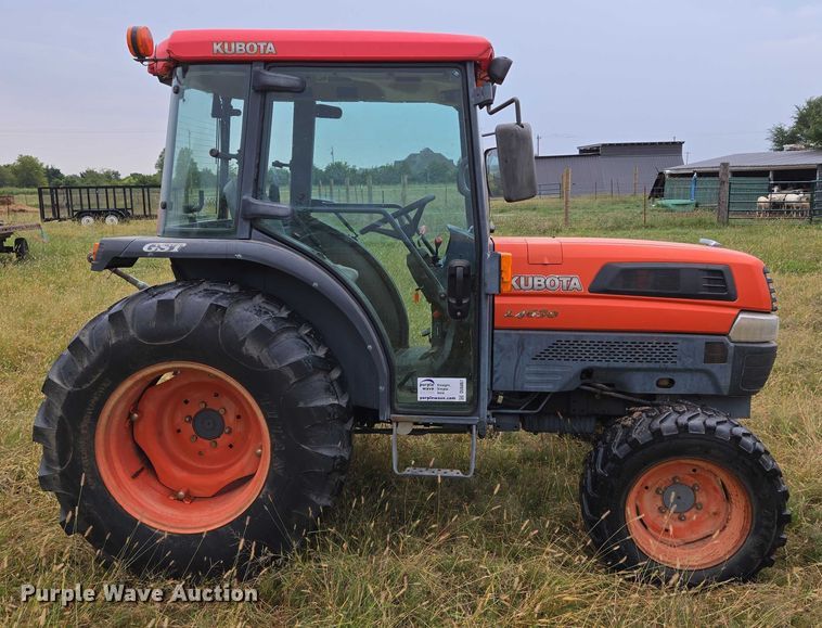 image for item DU6867 2004 Kubota L4630D MFWD tractor