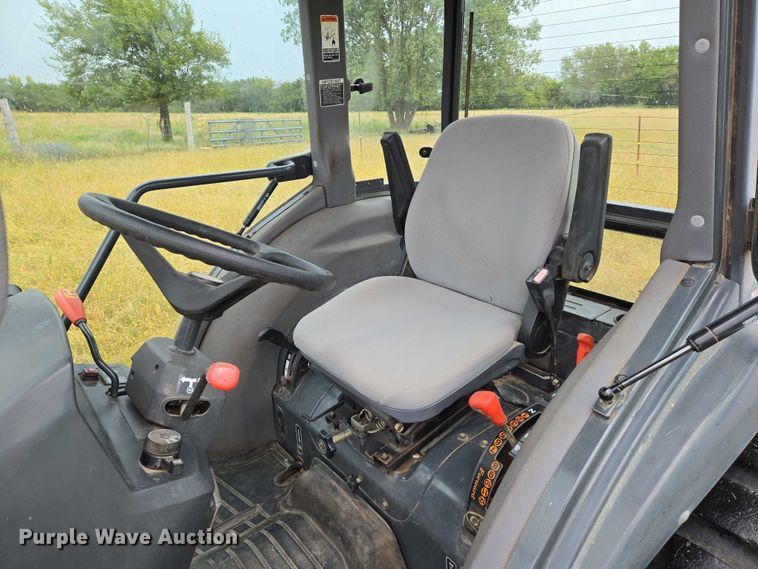 image for item DU6867 2004 Kubota L4630D MFWD tractor