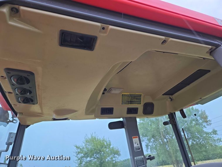 image for item DU6867 2004 Kubota L4630D MFWD tractor