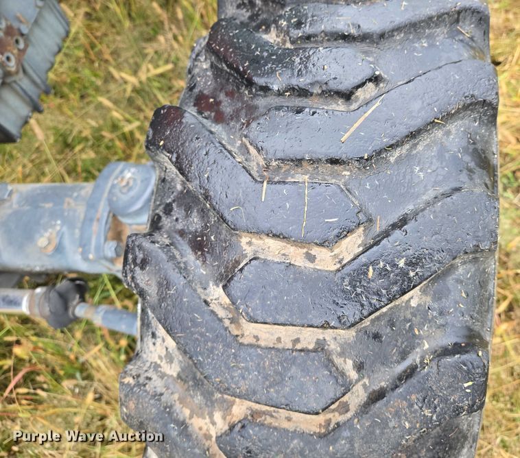 image for item DU6867 2004 Kubota L4630D MFWD tractor