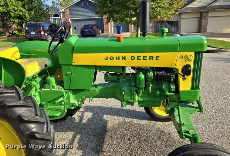 image for item DU6869 1959 John Deere 430-T tractor