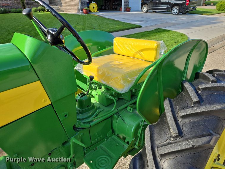 image for item DU6869 1959 John Deere 430-T tractor