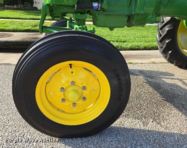 image for item DU6869 1959 John Deere 430-T tractor