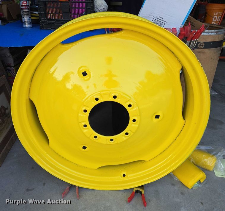 image for item DU6869 1959 John Deere 430-T tractor