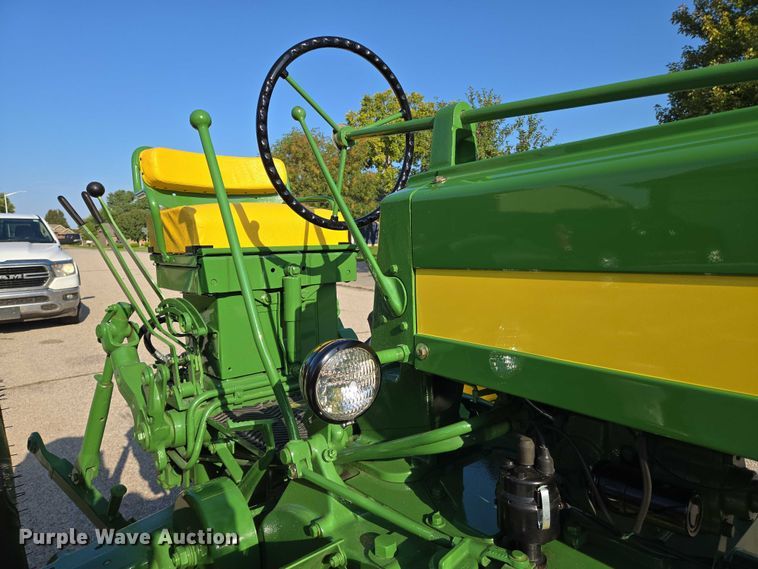 image for item DU6870 1957 John Deere 620 tractor