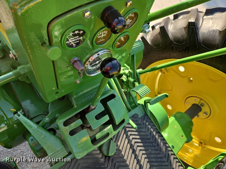 image for item DU6870 1957 John Deere 620 tractor