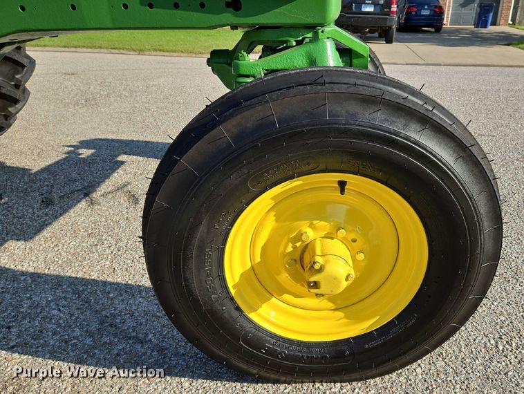 image for item DU6870 1957 John Deere 620 tractor