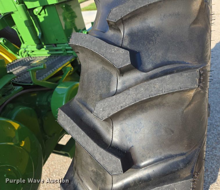 image for item DU6870 1957 John Deere 620 tractor