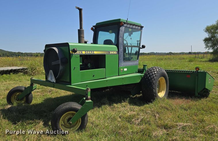 image for item DU6871 2006 John Deere 3830 swather / windrower